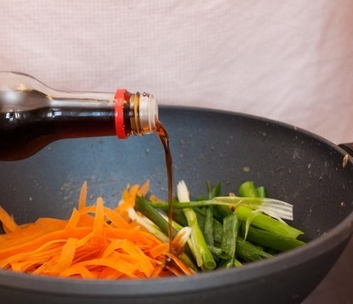 Скумбрия с морковью и луком - пошаговый рецепт с фото