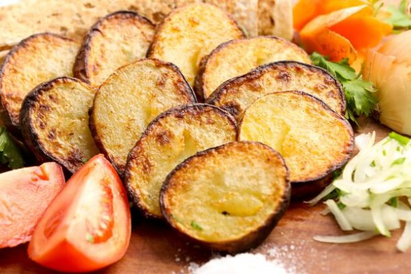 Картошка на мангале – как приготовить, рецепты и ингредиенты